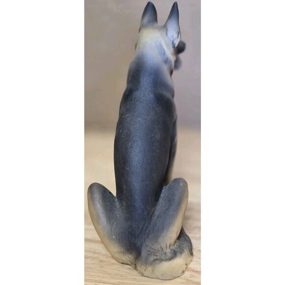 Vtg 1978 Sitting German Shepard Dog Porcelain Statue Aldon 7.5” Japan - Picture 8 of 9